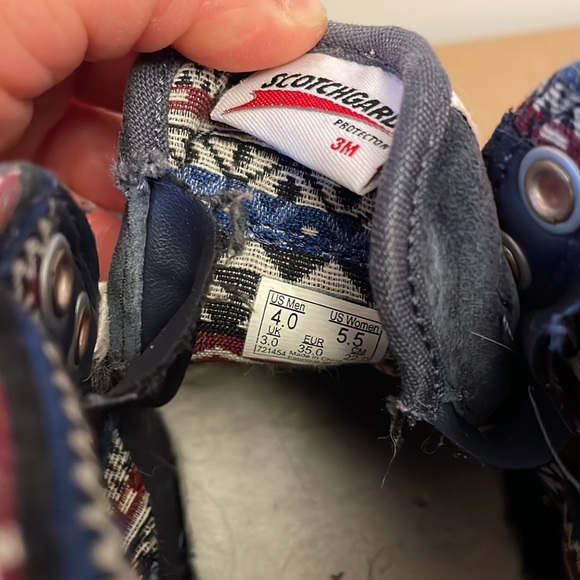 Vans - Picture 5 of 5